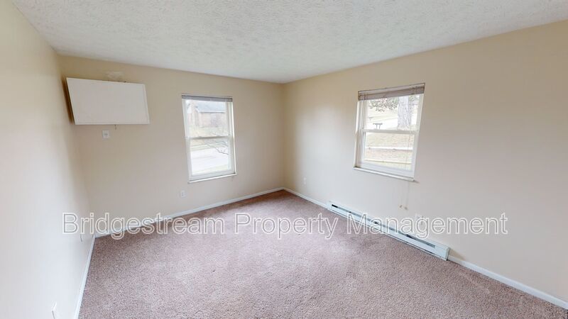 Cozy 2 Bed, 1 Bath Downstairs Unit Coming Soon property image