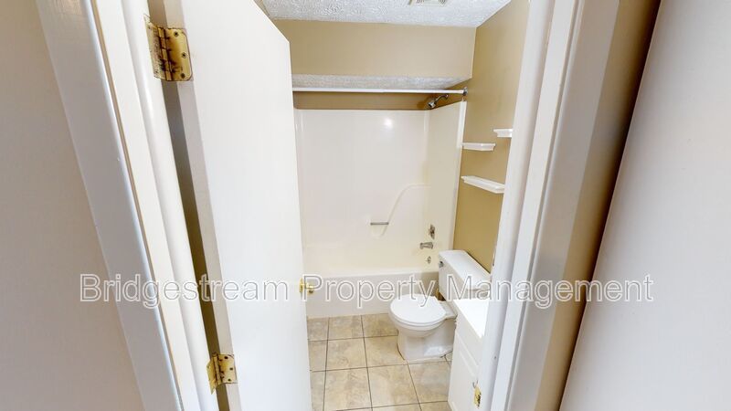 Cozy 2 Bed, 1 Bath Downstairs Unit Coming Soon property image