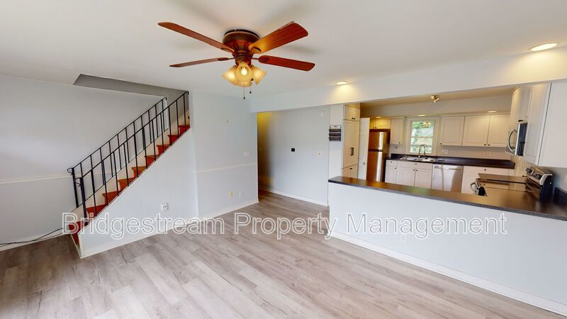Beautiful 3 bedroom 1 bath Cape Cod style house with den/office and carport located in Kettering property image