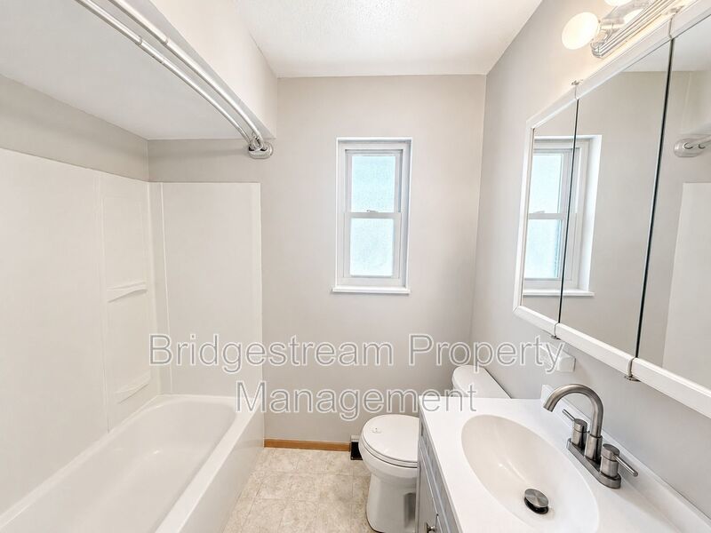 Beautiful 3 Bed, 2 Bath Home in Beavercreek Now Available property image