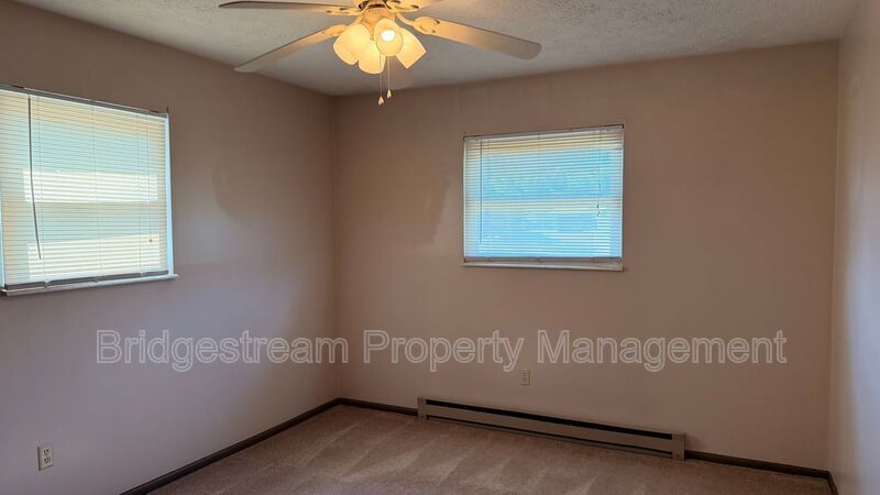 Cozy 2 Bed, 1 Bath Apartment in Germantown property image