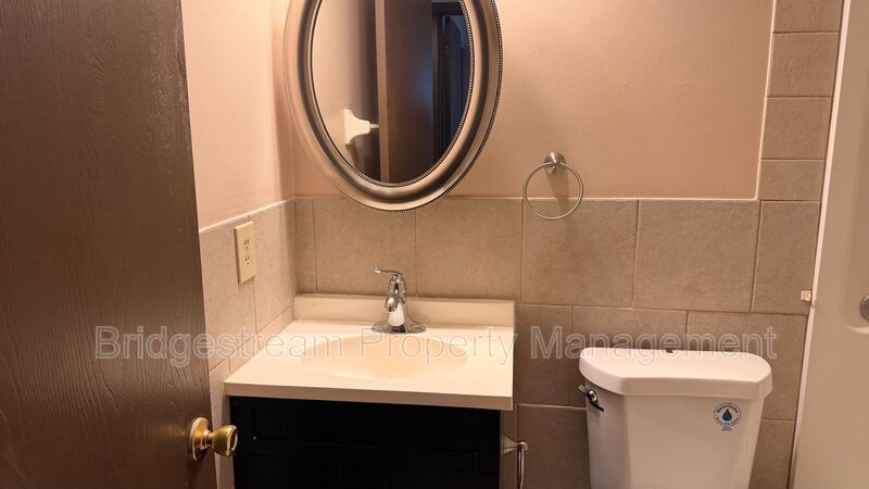 Cozy 2 Bed, 1 Bath Apartment in Germantown property image