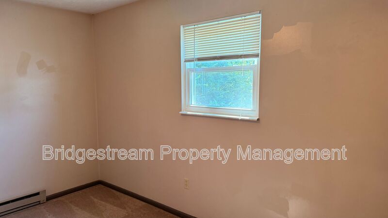 Cozy 2 Bed, 1 Bath Apartment in Germantown property image