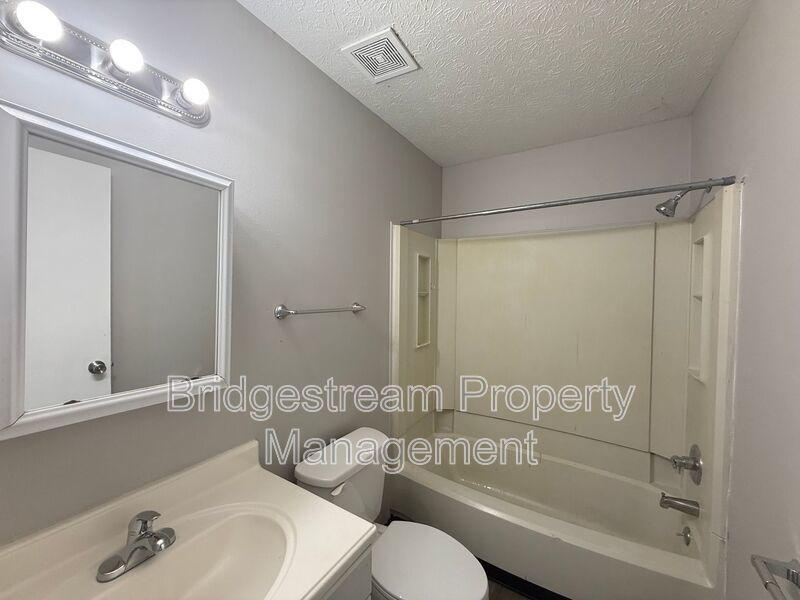 Cozy 2 Bed, 1 Bath Ranch Style Apartment Now Available property image