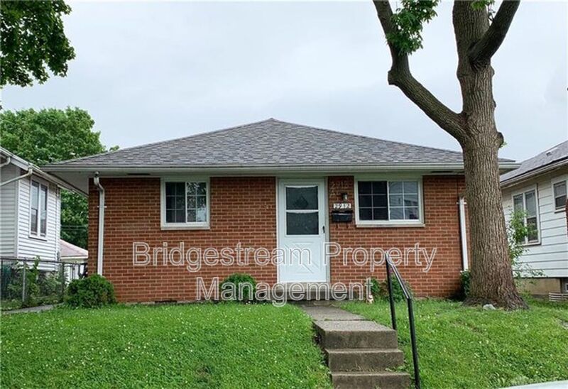 Ranch Style 1 Bed, 1 Bath Apartment property image