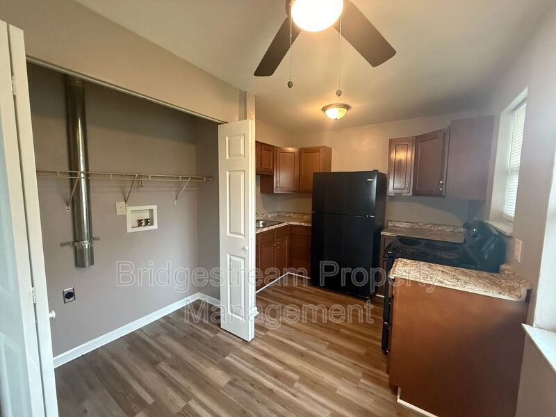 Cozy 2 Bed, 1 Bath Ranch Style Apartment in East Dayton property image