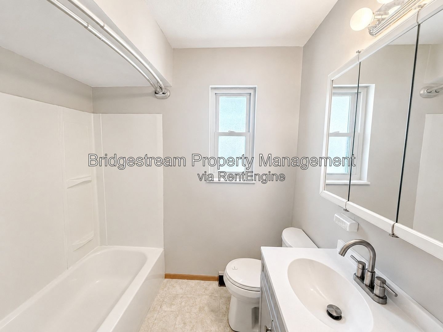 Beautiful 3 Bed, 2 Bath Home in Beavercreek Now Available property image