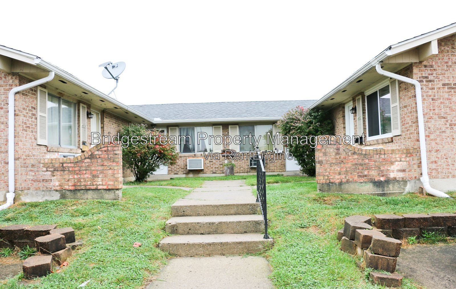 Cozy 2 Bed, 1 Bath Ranch Style Unit property image