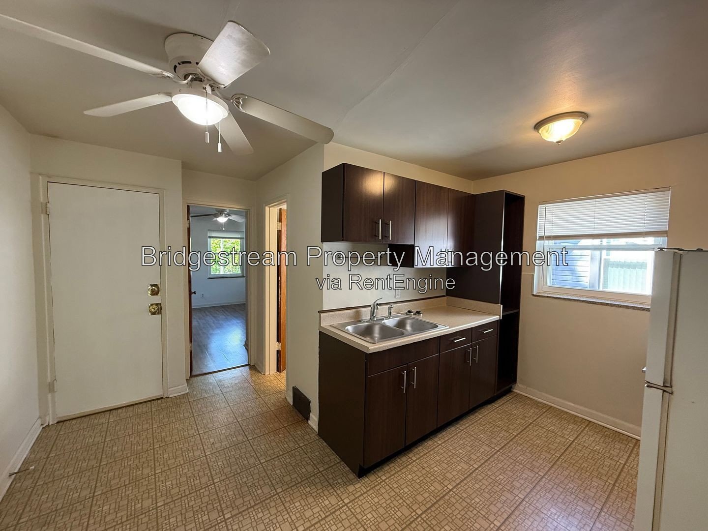 Cozy 1 Bed, 1 Bath Upstairs Apartment Now Available property image