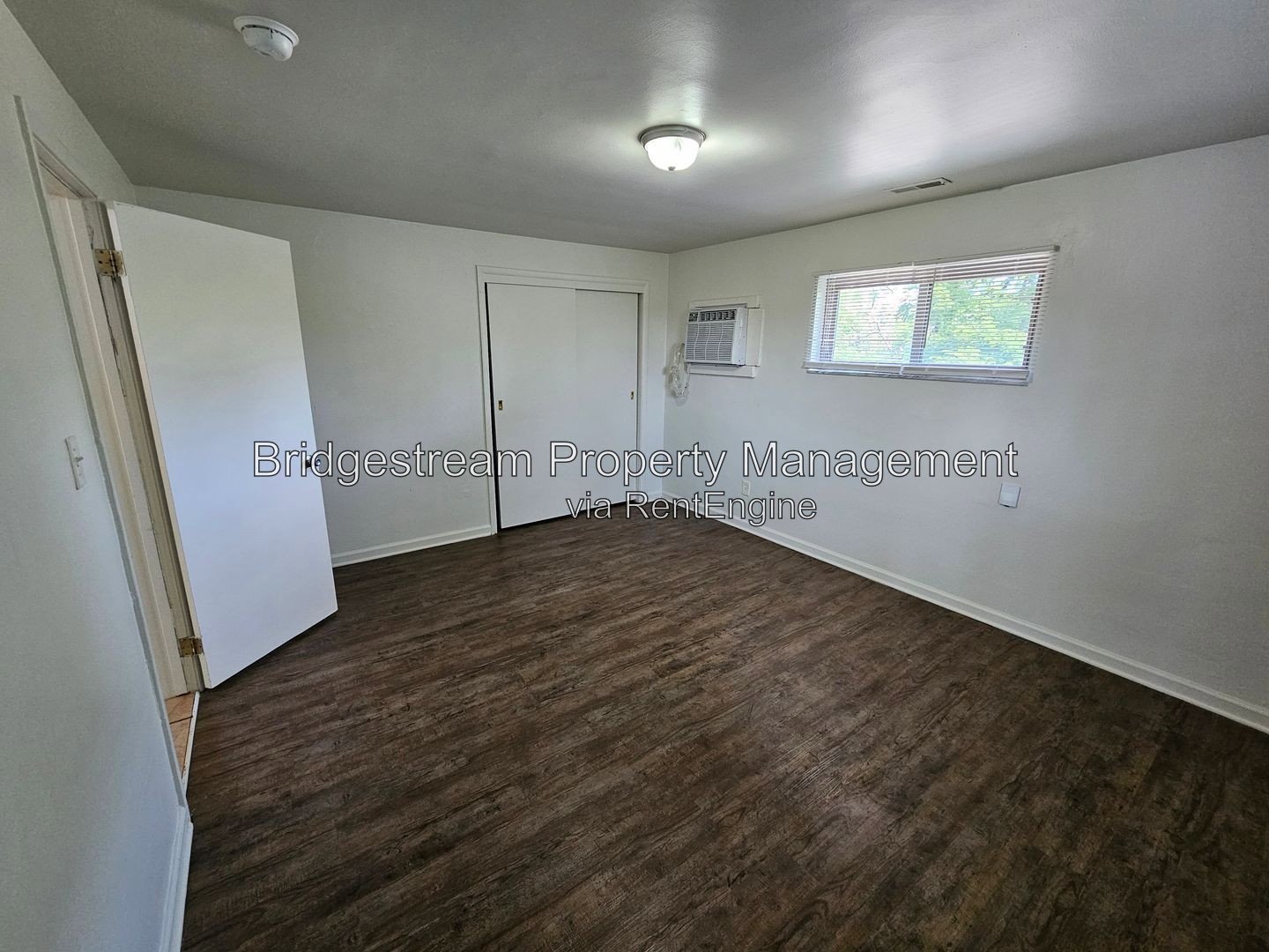 Cozy 2 Bed, 1 Bath Apartment Now Available property image