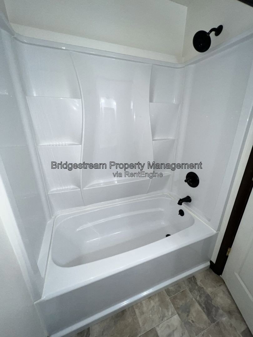 Newly Renovated Studio Apartment! property image