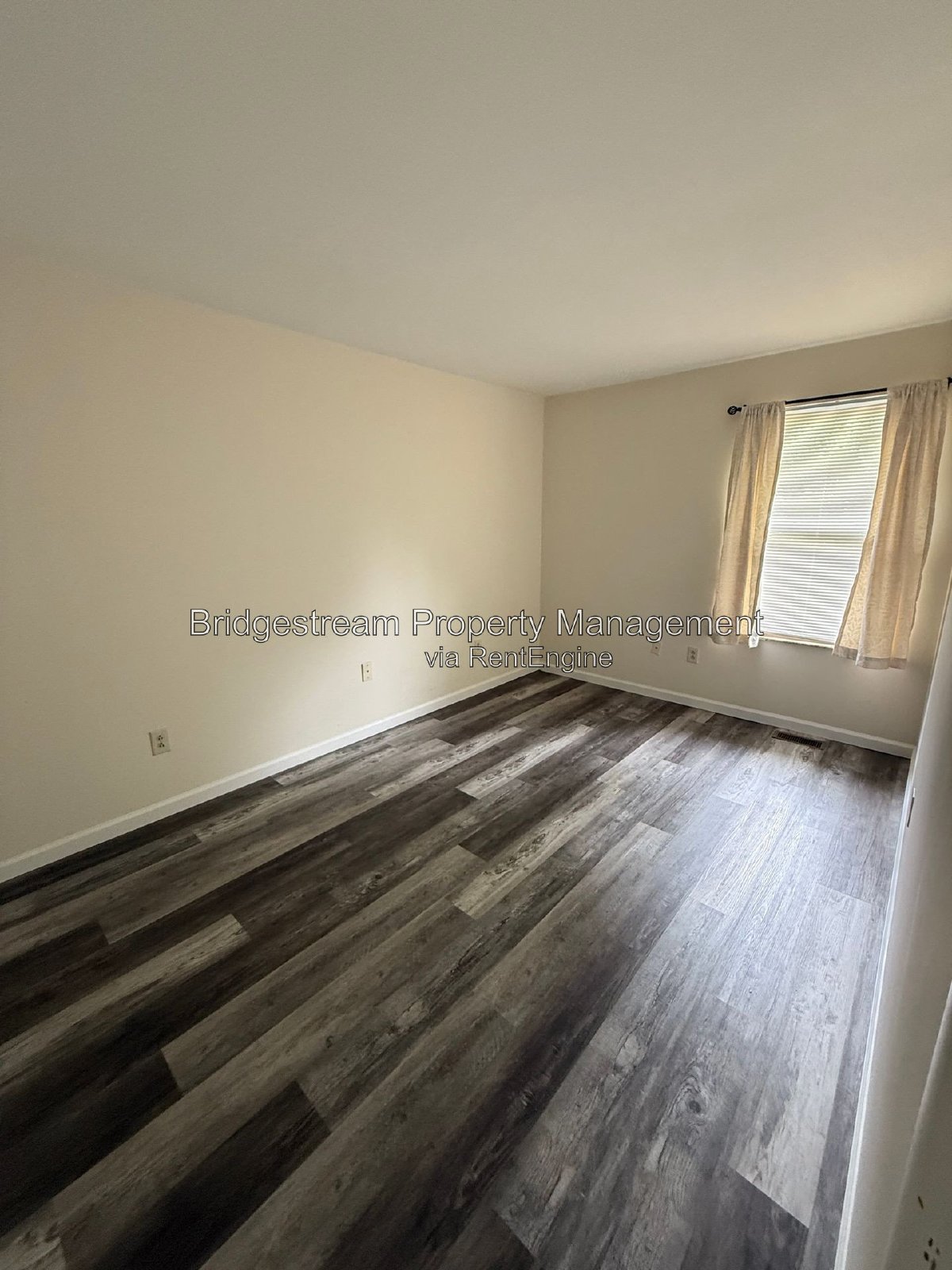 Cozy 1 Bed, 1 Bath Apartment Now Available property image