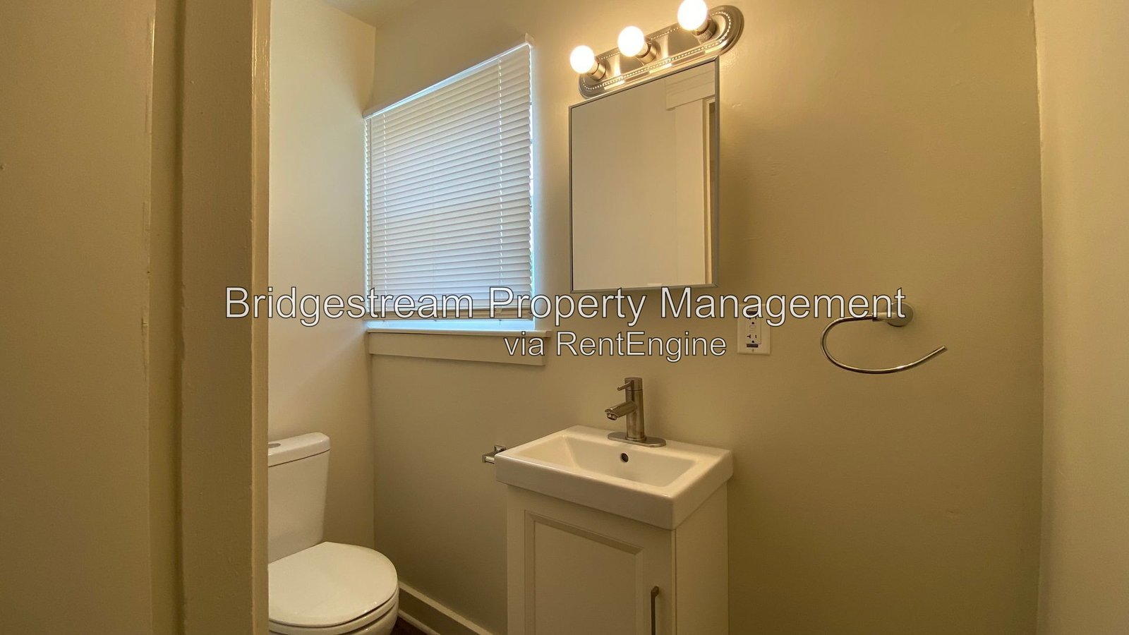 Cozy 2 Bed, 1.5 Bath Home in Dayton property image