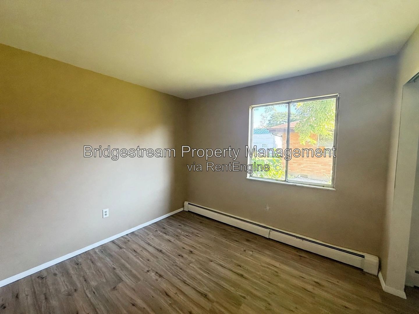 First Month's Rent-Free Move in Special - Cozy 2 Bed, 1 Bath Apartment in Fairborn Now Available property image