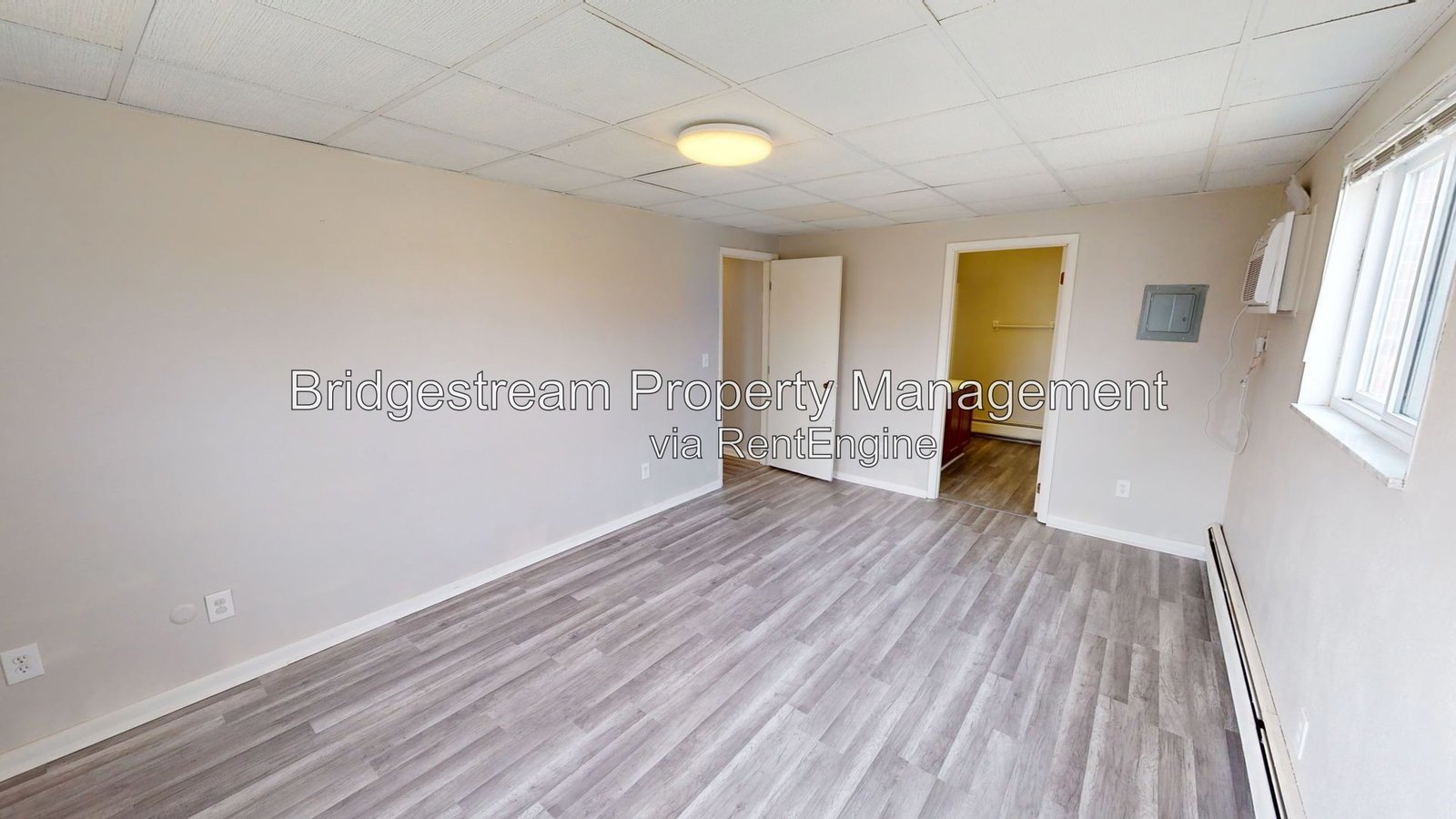 Cozy First Floor 2 Bed, 2 Bath Apartment property image