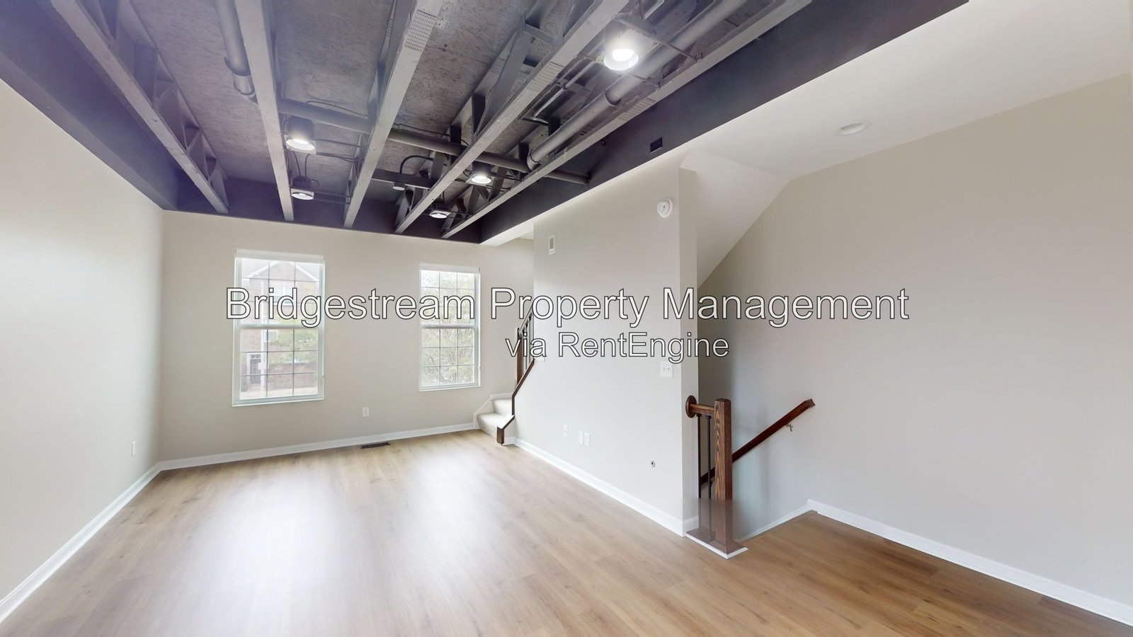 Beautiful 2 bedroom, 1.5 bath townhome with 1 car attached garage and reserved parking space in Downtown Dayton near Riverscape property image