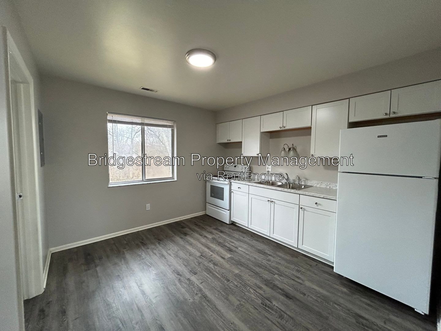 First Months Free Move in Special - Cozy 2 Bed, 1 Bath Apartment in Clayton Now Available property image