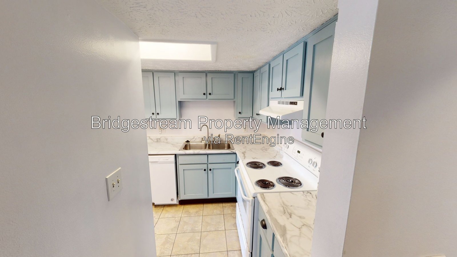 Cozy 2 Bed, 1 Bath Downstairs Unit Coming Soon property image