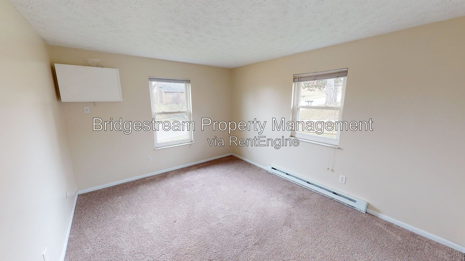 Cozy 2 Bed, 1 Bath Downstairs Unit Coming Soon property image