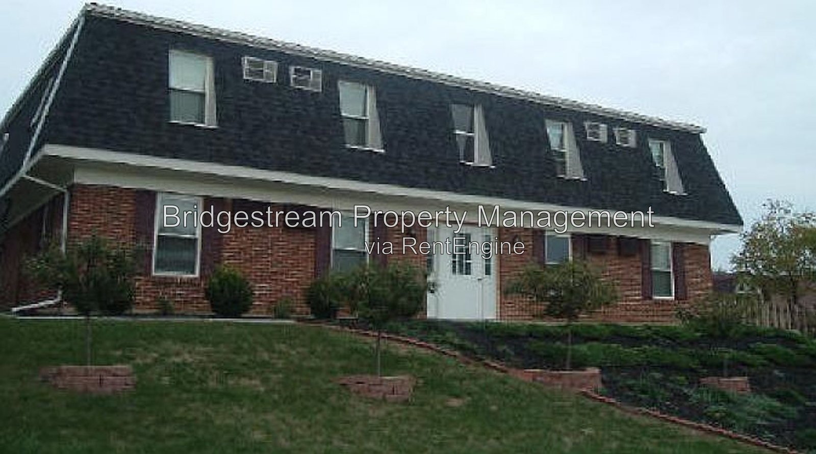 Cozy 2 Bed, 1 Bath Downstairs Unit Coming Soon property image
