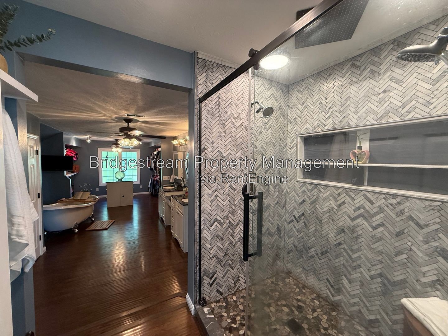 Stunning 4-Bedroom Home with Finished Basement, Movie Theater & Incredible Outdoor Space property image
