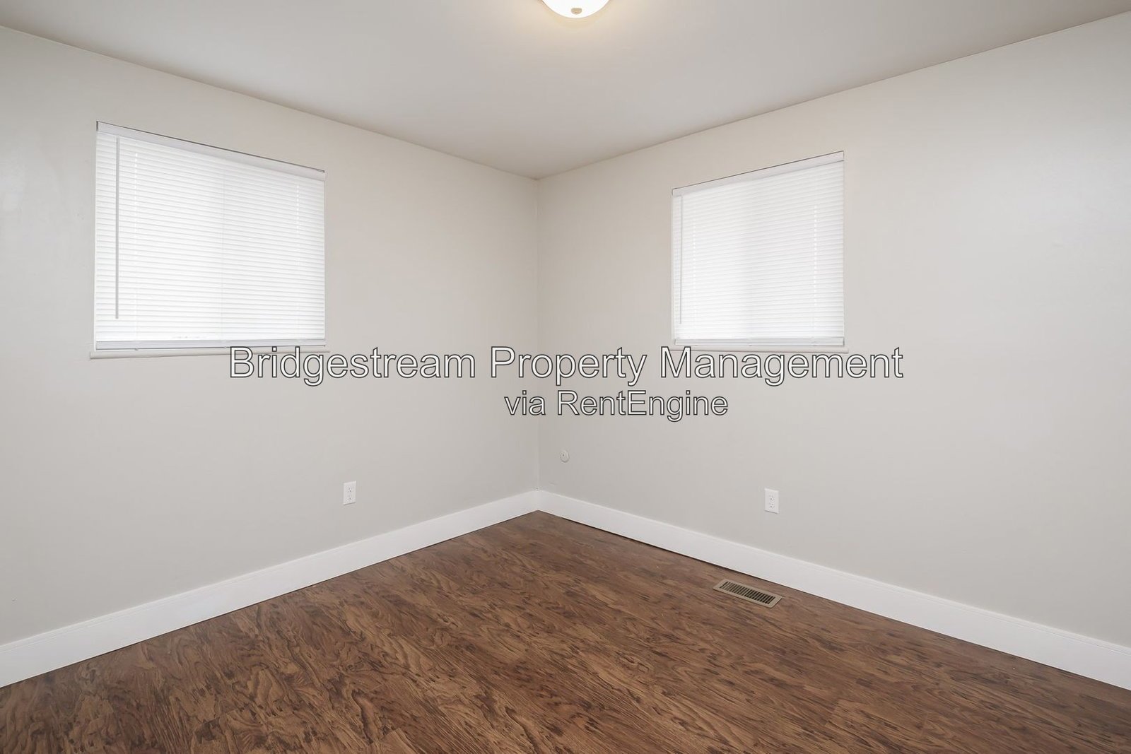 Charming Ranch-Level 2-Bedroom, 1-Bath Unit in Huber Heights property image