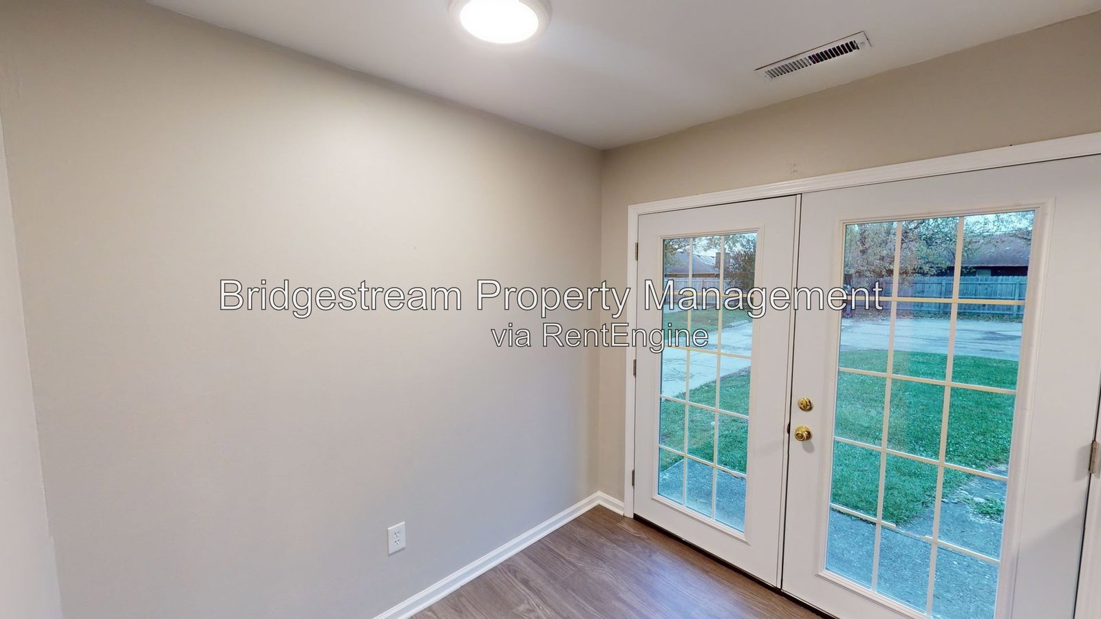 Cozy 1 Bed, 1 Bath Unit in Vandalia Now Available property image