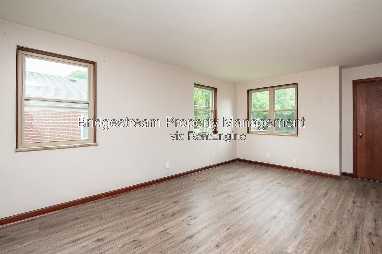 Cozy 1 Bedroom Apartment in Oakwood property image