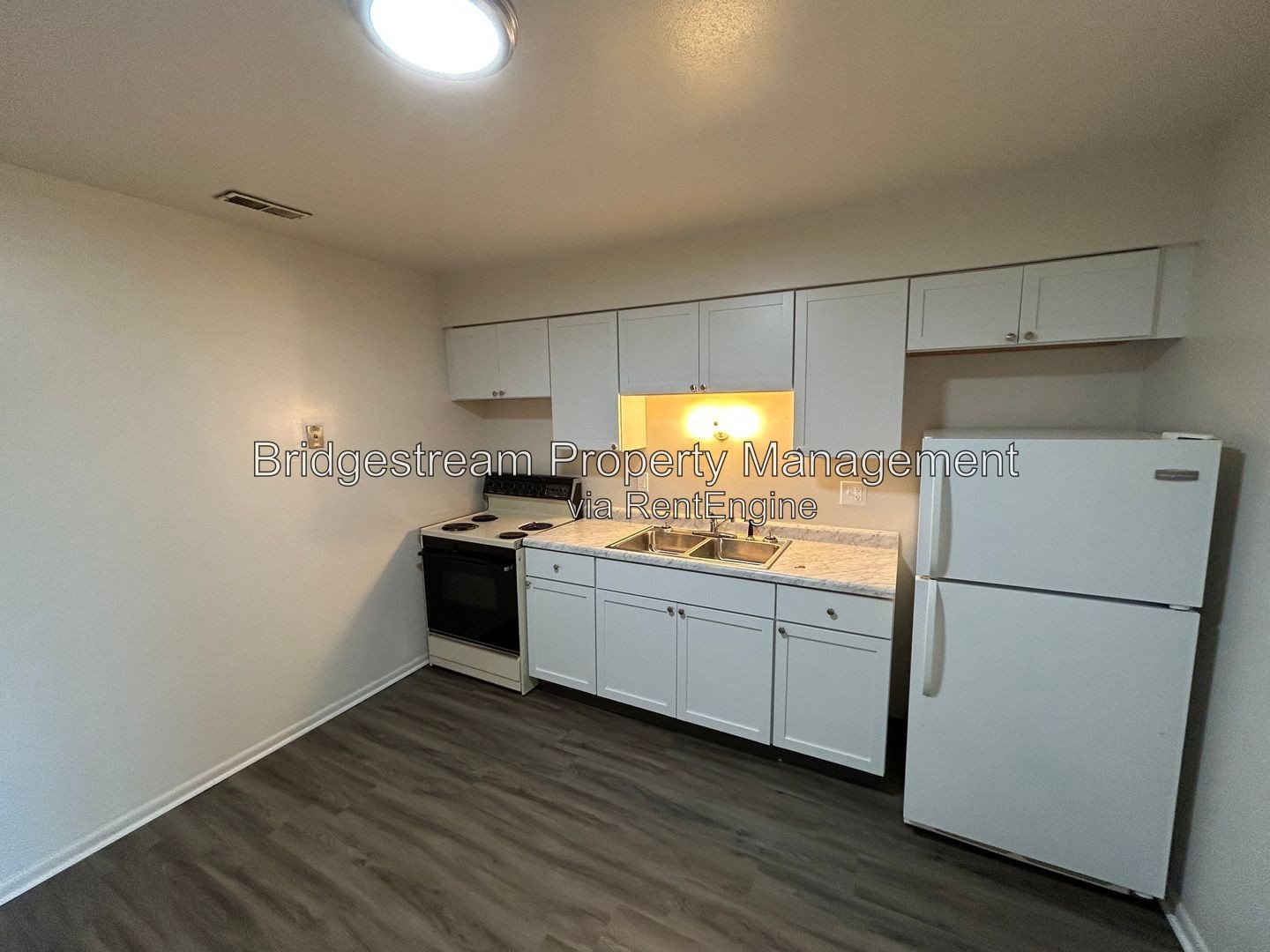 Model Unit-Beautiful 2 Bed, 1 Bath Apartment in Clayton property image