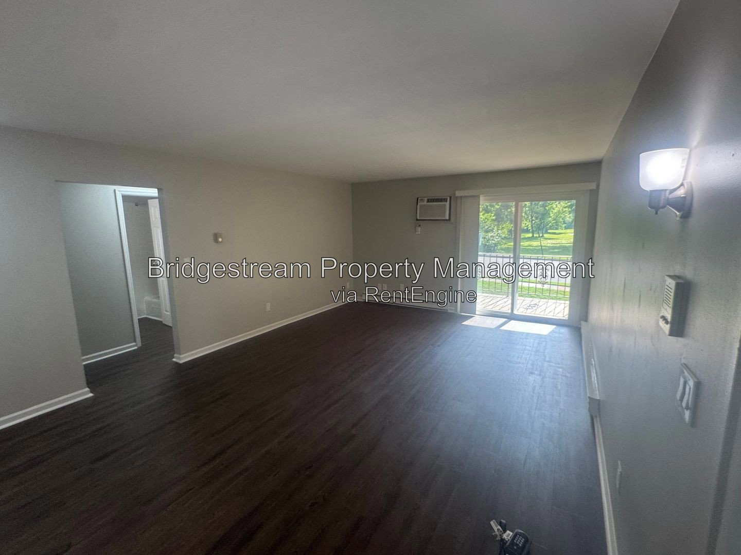 Cozy 2 Bed, 1.5 Bath Unit in Trotwood property image