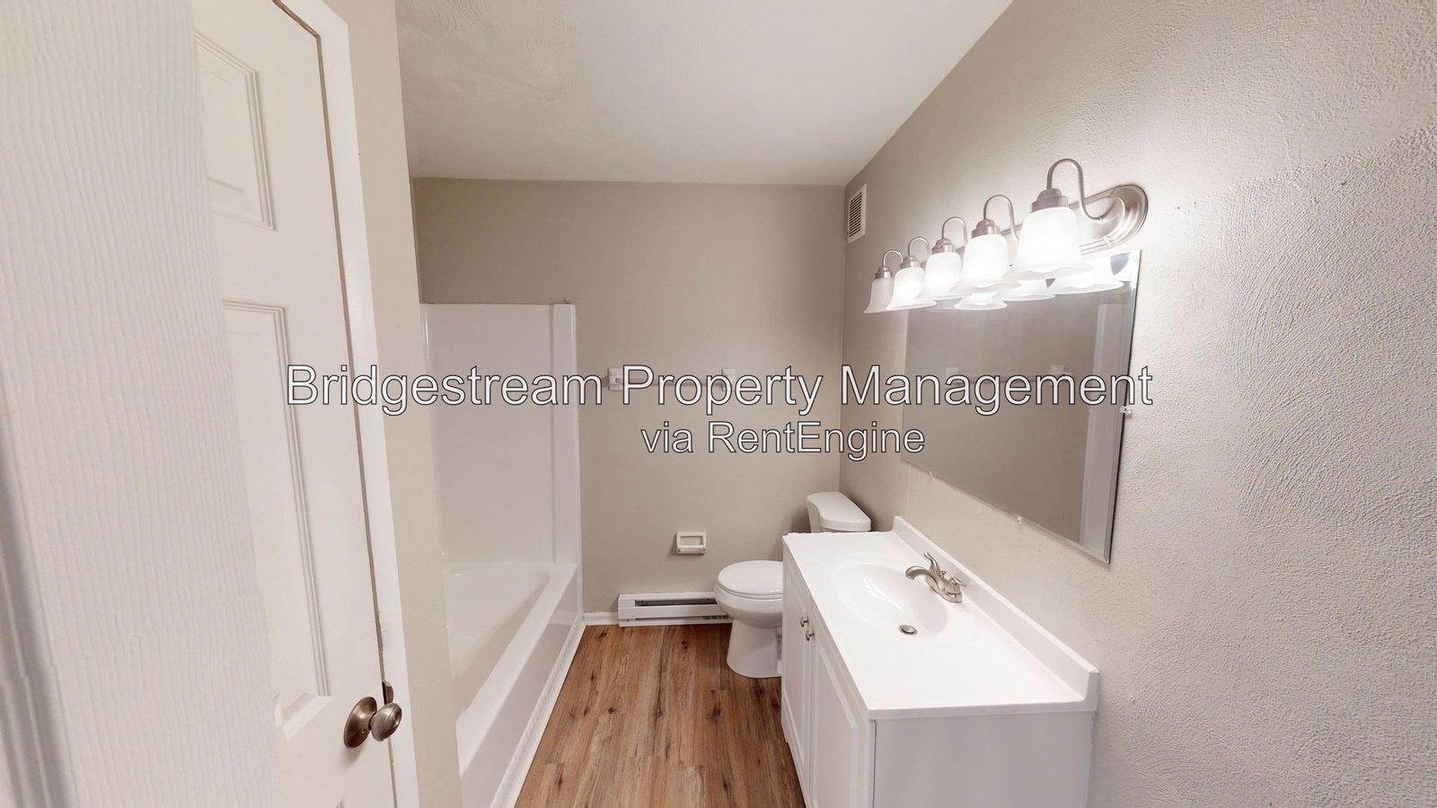 Newly Renovated 2 Bed 1 Bath Apartment In Miamisburg! property image