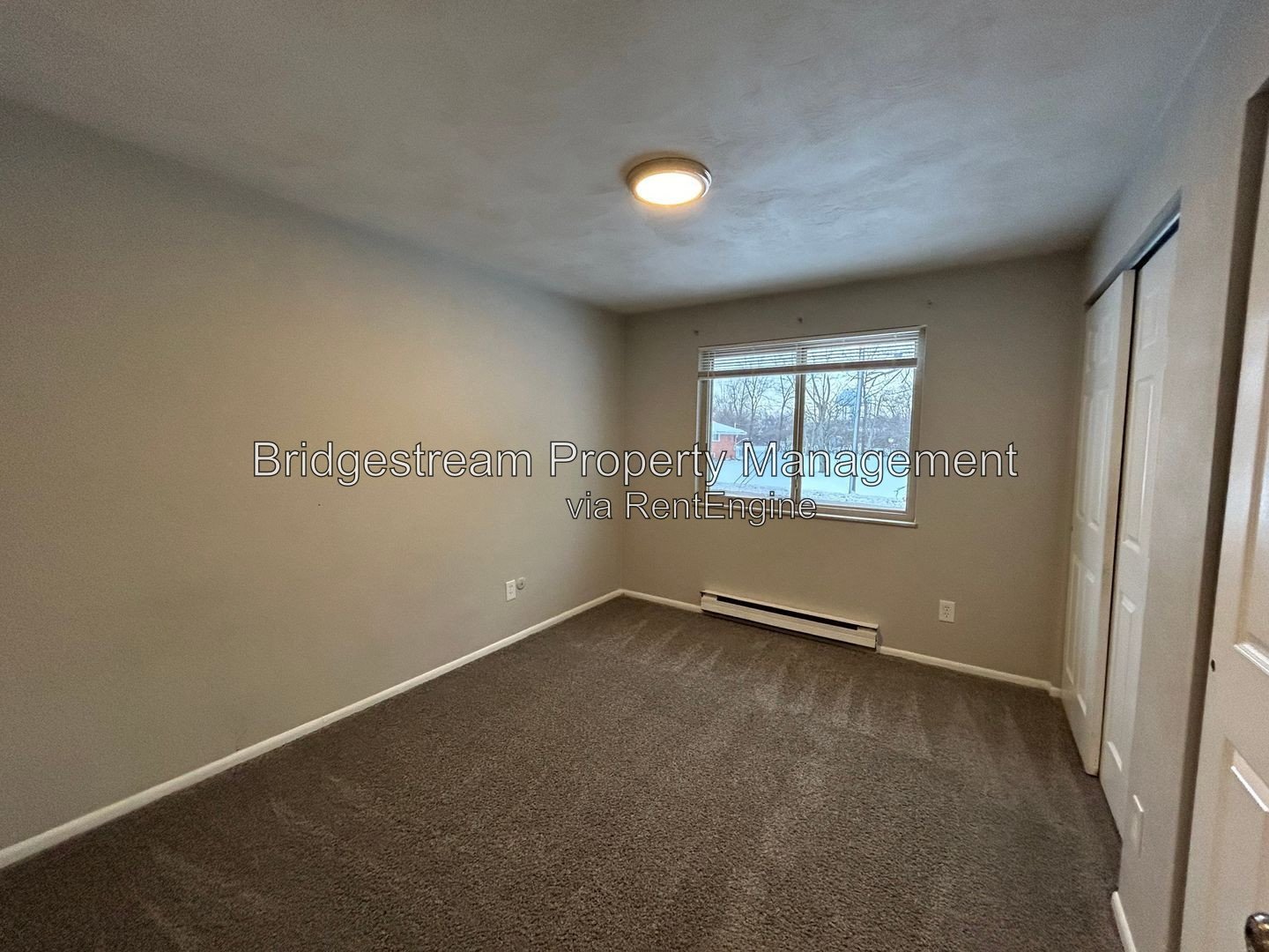 Newly Renovated 2 Bed, 1 Bath Upstairs Unit in Miamisburg property image