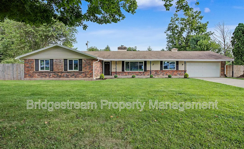 Newly Renovated 6 Bed, 2.5 Bath Home in Beavercreek property image