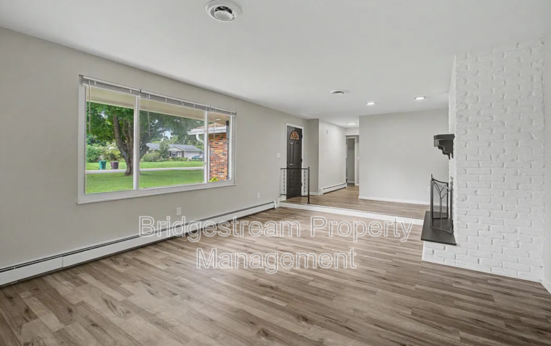 Newly Renovated 6 Bed, 2.5 Bath Home in Beavercreek property image