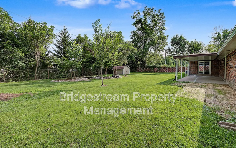 Newly Renovated 6 Bed, 2.5 Bath Home in Beavercreek property image