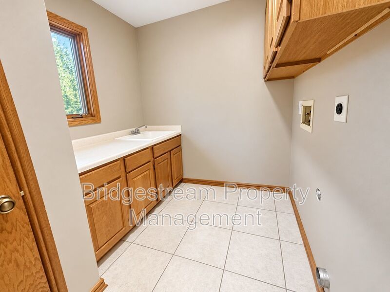 Beautiful 4 Bed, 2.5 Bath Home Now Available property image