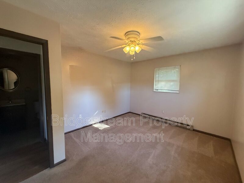 Cozy 2 Bed, 1 Bath Apartment in Germantown property image