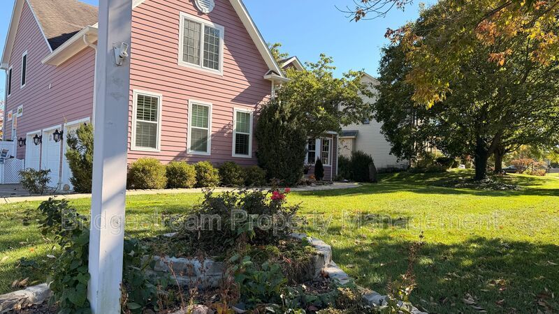 Stunning 4-Bedroom Home with Finished Basement, Movie Theater & Incredible Outdoor Space property image
