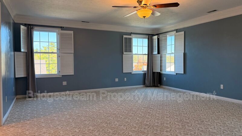 Stunning 4-Bedroom Home with Finished Basement, Movie Theater & Incredible Outdoor Space property image