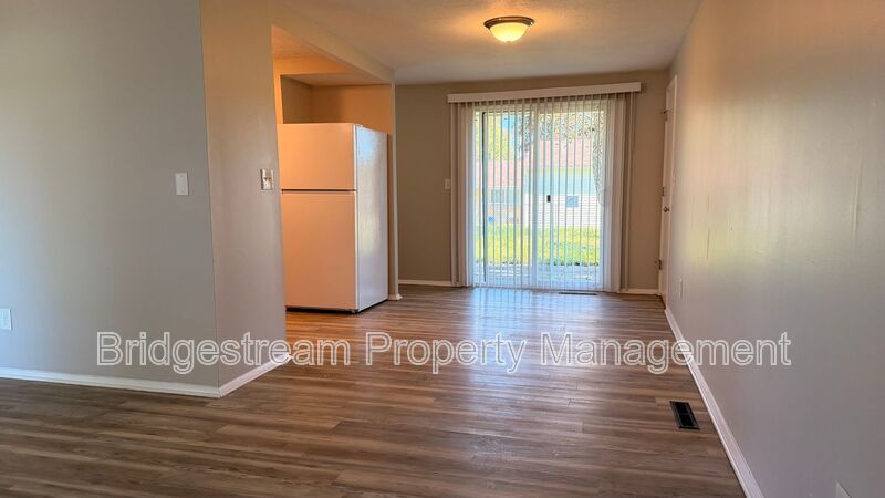Cozy 3 Bed, 2 Bath Home in Huber Now Available property image