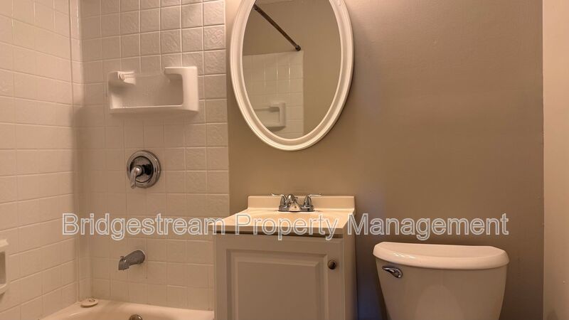 Cozy 3 Bed, 2 Bath Home in Huber Now Available property image