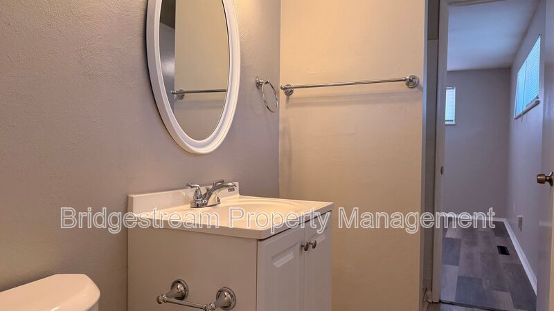 Cozy 3 Bed, 2 Bath Home in Huber Now Available property image