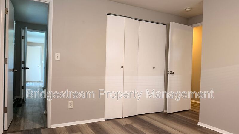 Cozy 3 Bed, 2 Bath Home in Huber Now Available property image