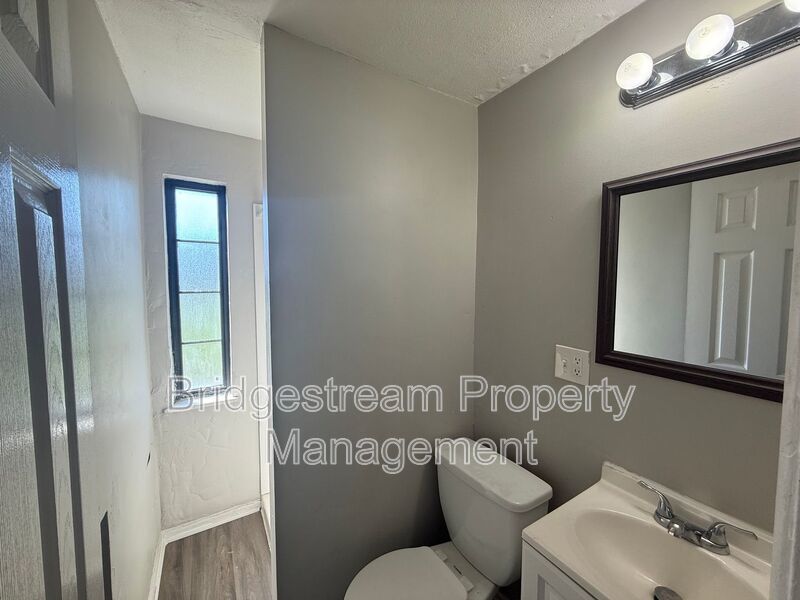 Cozy 1 Bed, 1 Bath Apartment Now Available property image