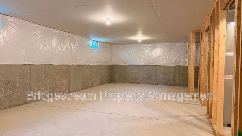 Beautiful 4 Bedroom Home in Huber Heights Now Available property image