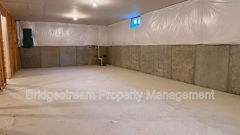Beautiful 4 Bedroom Home in Huber Heights Now Available property image