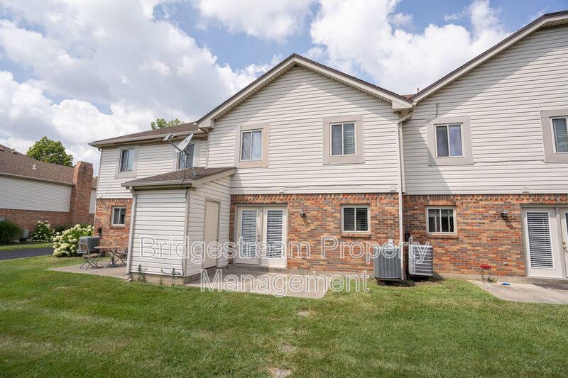 Cozy 3 Bedroom, 2.5 Bath Townhome Now Available property image