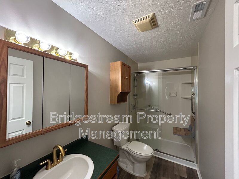 Move in Special -$1,000 credit at Move in - Cozy 3 Bed, 1 Bath Home Coming Soon property image