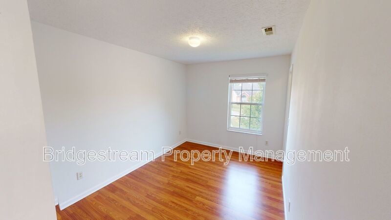 Beautiful 3 Bed, 2.5 Bath with 2 car attached garage in Fairborn property image