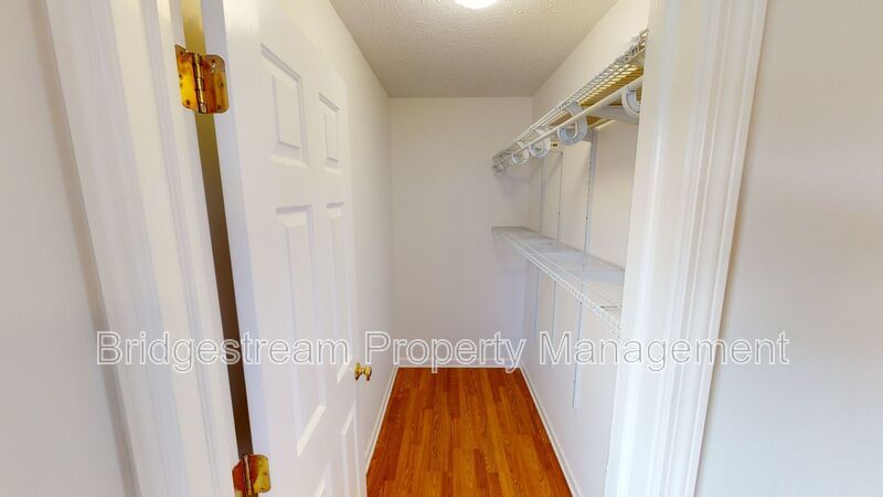 Beautiful 3 Bed, 2.5 Bath with 2 car attached garage in Fairborn property image